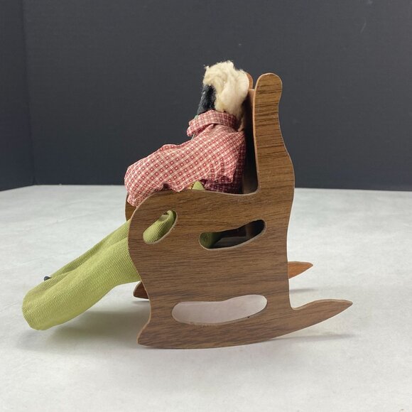 Vintage Dried Apple Head Folk Art Doll in Rocking Chair - Picture 3 of 10